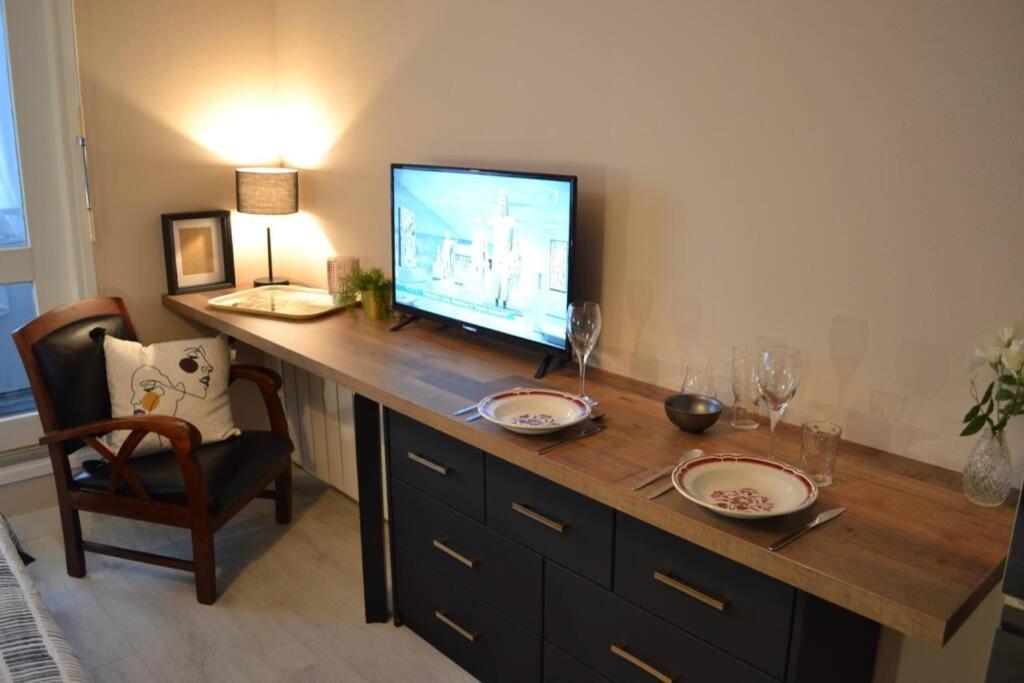 Studio 24 - Coucher De Soleil & Vue Mer Courseulles-sur-Mer Εξωτερικό φωτογραφία